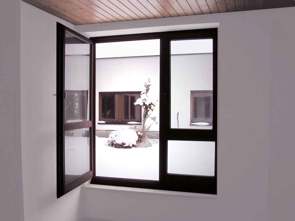 Schliessen von PICT0004_x30.jpg